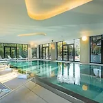 Golden Tulip Lyon Ouest Techlid & Hotel