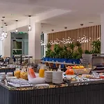 Hotel Golden Tulip Lyon Ouest Techlid &
