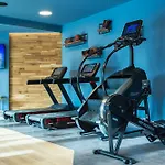 Golden Tulip Lyon Ouest Techlid & Hotel Limonest