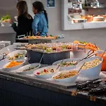 Golden Tulip Lyon Ouest Techlid & 4*