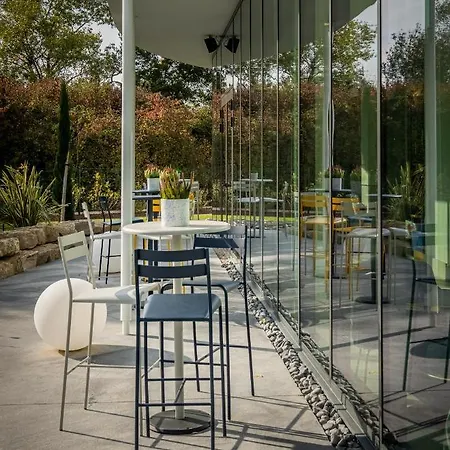 Hotel Golden Tulip Lyon Ouest Techlid & Limonest