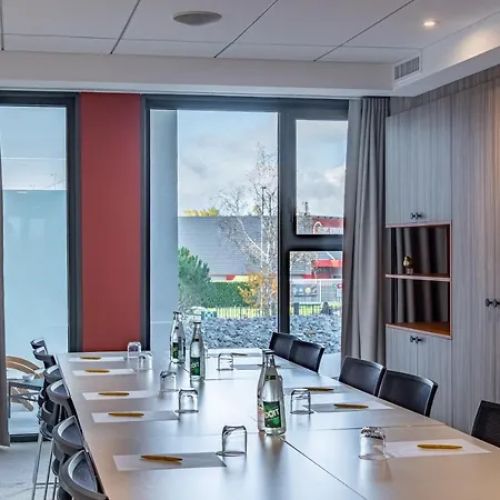 Hotel Golden Tulip Lyon Ouest Techlid & Limonest