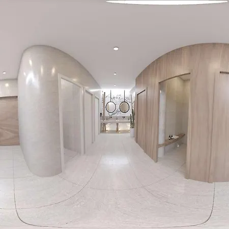 Golden Tulip Lyon Ouest Techlid & 4*