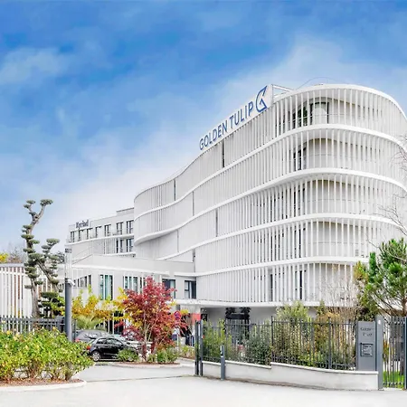 Golden Tulip Lyon Ouest Techlid &