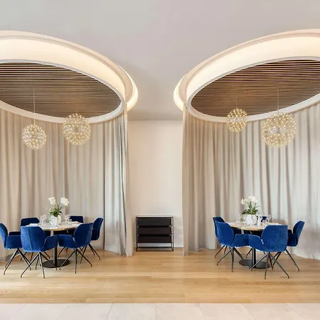 Golden Tulip Lyon Ouest Techlid & 4*