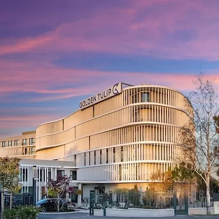 Golden Tulip Lyon Ouest Techlid & Hotel
