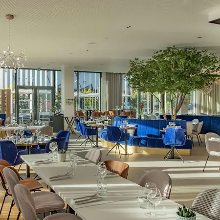 Golden Tulip Lyon Ouest Techlid & Limonest