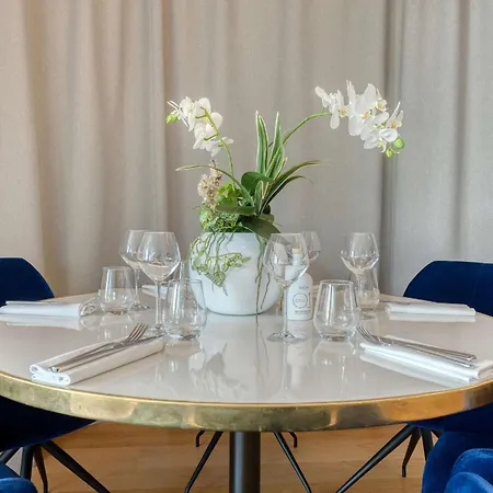 Golden Tulip Lyon Ouest Techlid & Hotel
