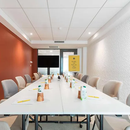 Golden Tulip Lyon Ouest Techlid & 4* Limonest