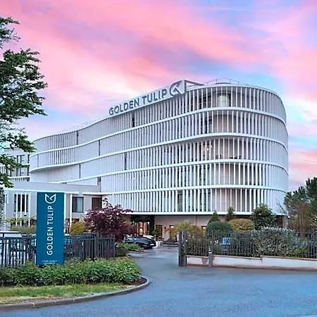 Hotel Golden Tulip Lyon Ouest Techlid & Limonest